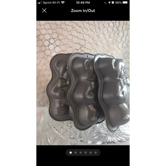 3 mini Bear cake molds NEW - Picture 1 of 6